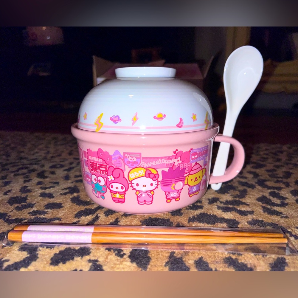 hello kitty and friends ceramic mug and bowl with spoon and chopsticks